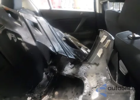 2011 Mazda Mazda3 I Sport z USA, uszkodzony, nr VIN JM1BL1UF7B1374557